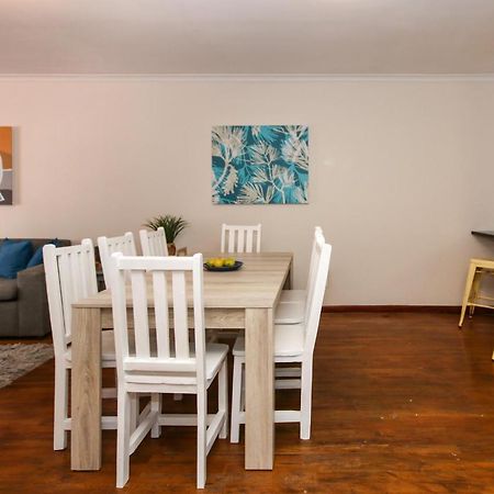 Holiday Home In Sea Point, Fresnaye كيب تاون المظهر الخارجي الصورة