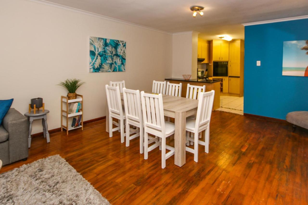 Holiday Home In Sea Point, Fresnaye كيب تاون المظهر الخارجي الصورة